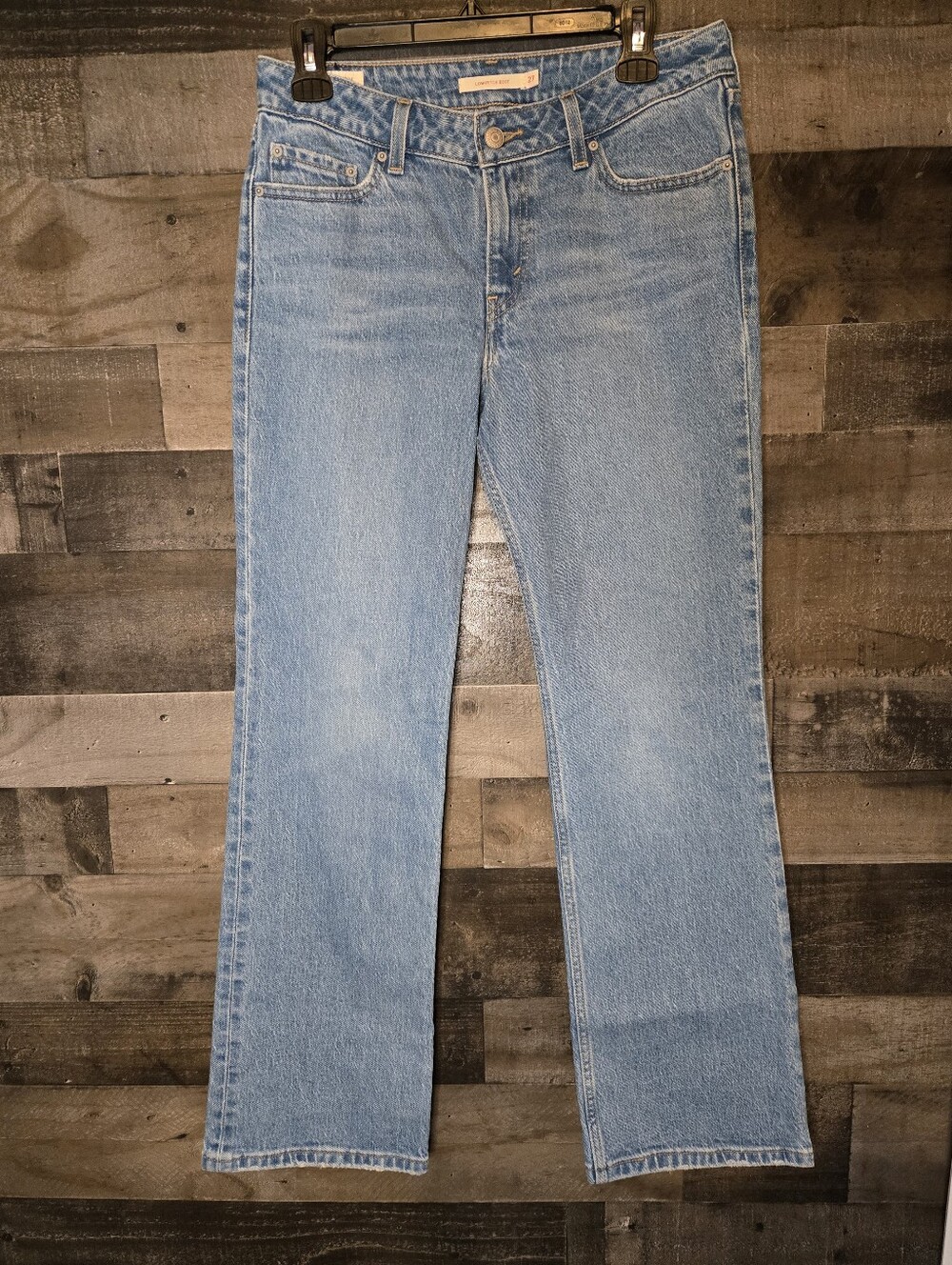 levi's low pitch boot cut jeans